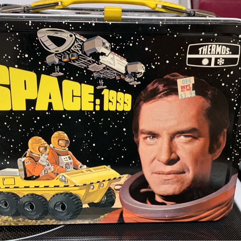Vintage 1975 Lunchbox & Thermos “Space: 1999” YV Show Collectible
